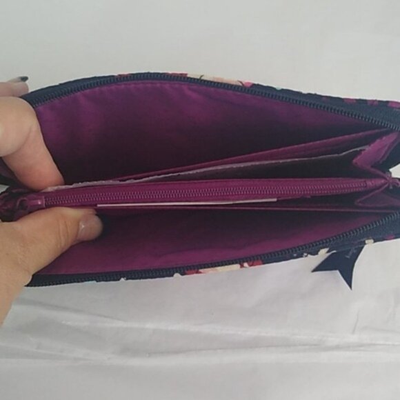 Vera Bradley Accordion Wallet, Painted Paisley - Picture 6 of 7